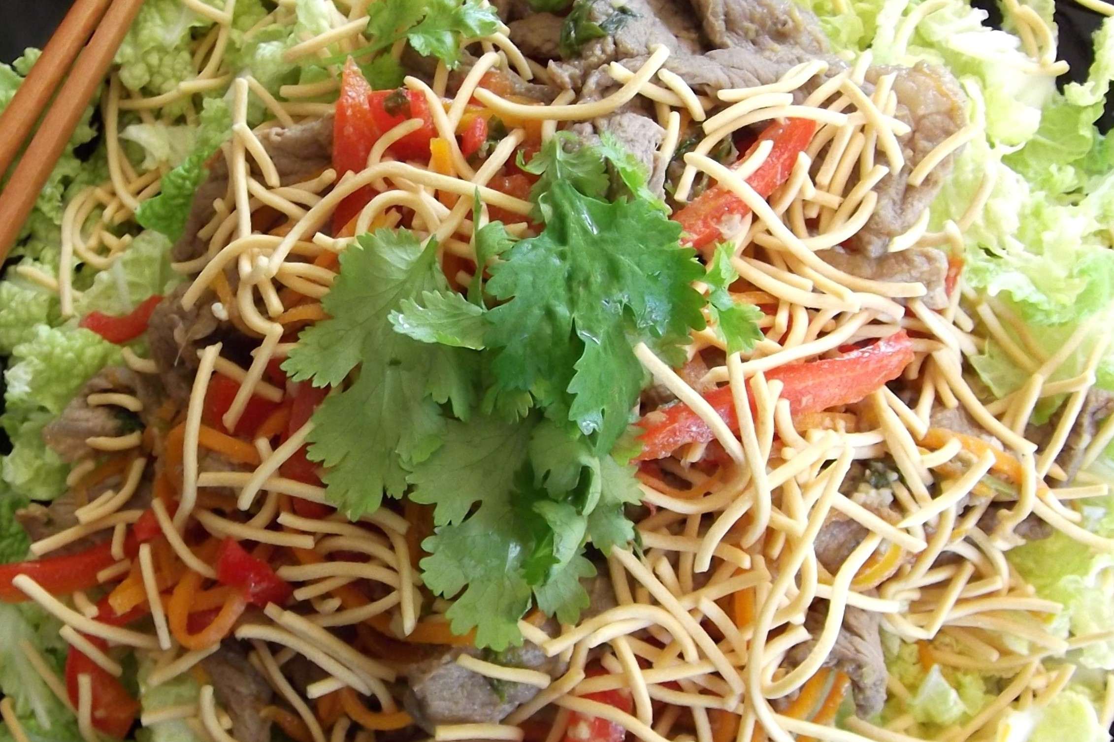 thai-crispy-noodle-salad-recipe