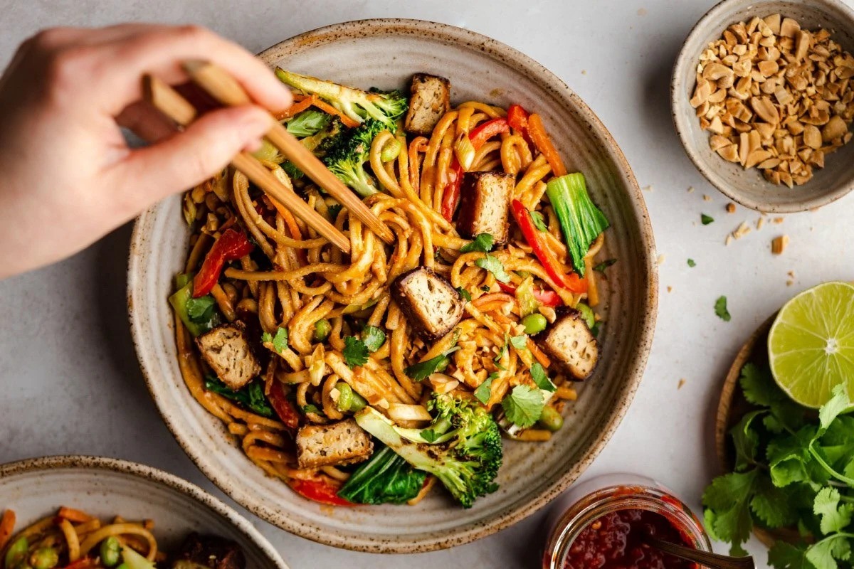 thai-peanut-satay-noodles-recipe