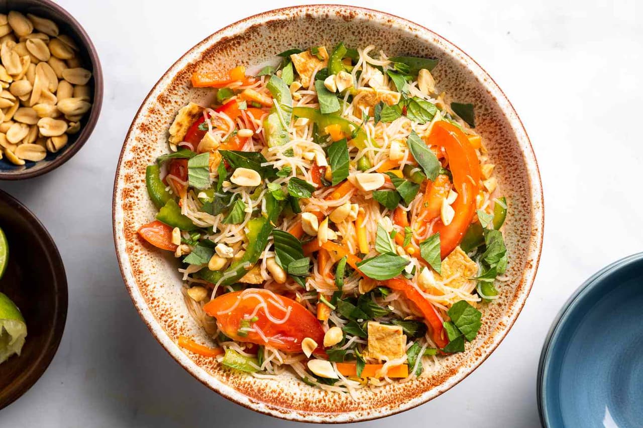 thai-rice-noodle-salad-recipe