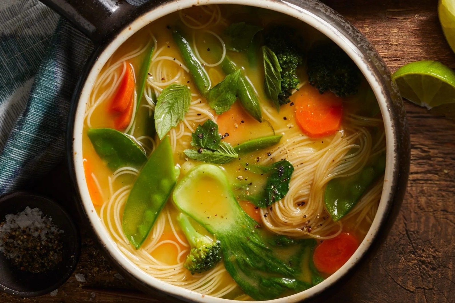 thai-vegetable-noodle-soup-recipe
